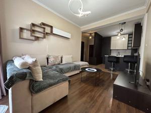 ქირავდება დღიურად 2 ოთახიანი ბინა ვარკეთილში