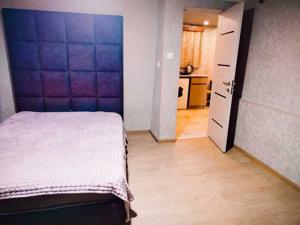 ქირავდება 2 ოთახიანი კერძო სახლი ფონიჭალაში