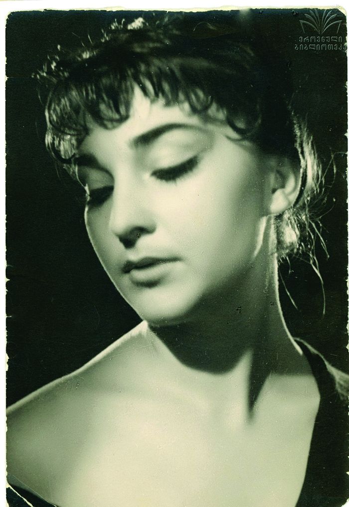 ლეილა აბაშიძე (1965)