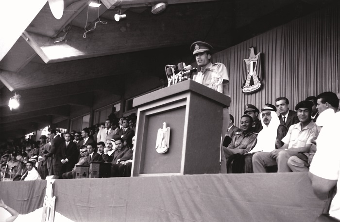 მუამარ კადაფი ლიბიის სახალხო კრებაზე გამოსვლისას. 1972 წ.