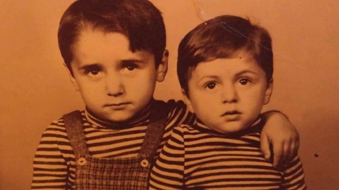 ქალბატონი ნანას ძმების ბავშვობის ფოტო