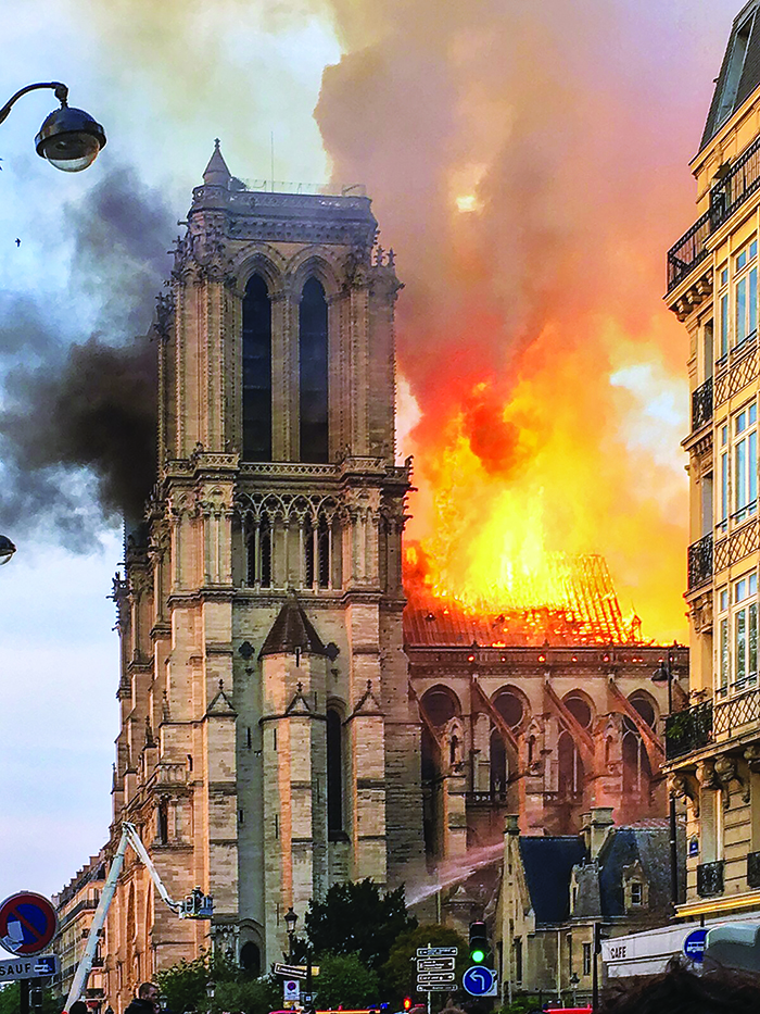 incendie-notre-dame-de-paris-1736096313.jpg