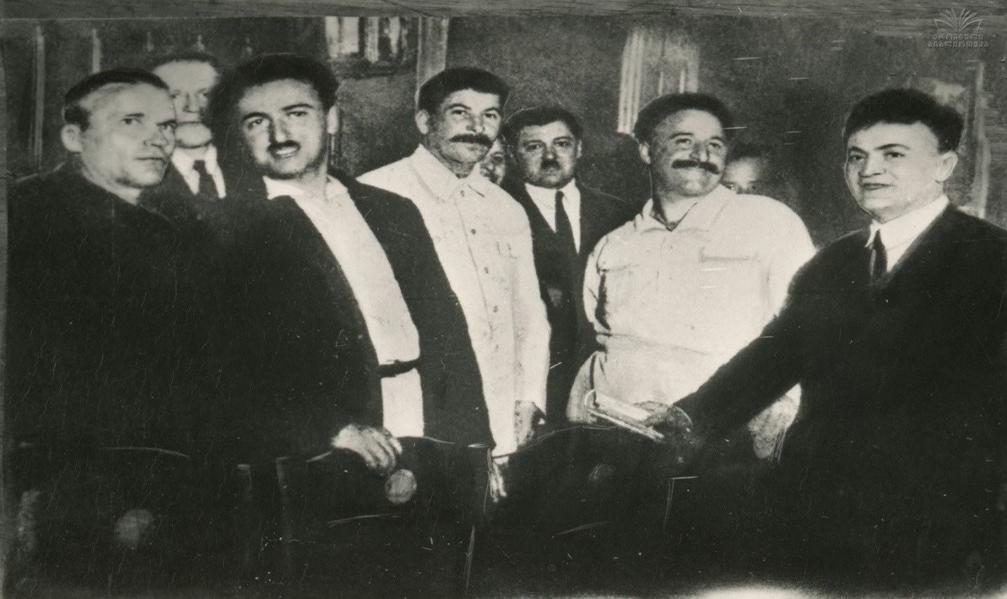 sergei-kirovi-mixeil-kaxiani-stalini-sergo-orjonikize-da-sandro-axmeteli-1758008699.jpg