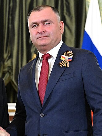 alan-gagloev-2025-05-10-cropped-1758475375.jpg
