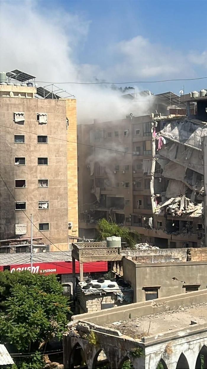 2-beiruti-1780857273.jpg
