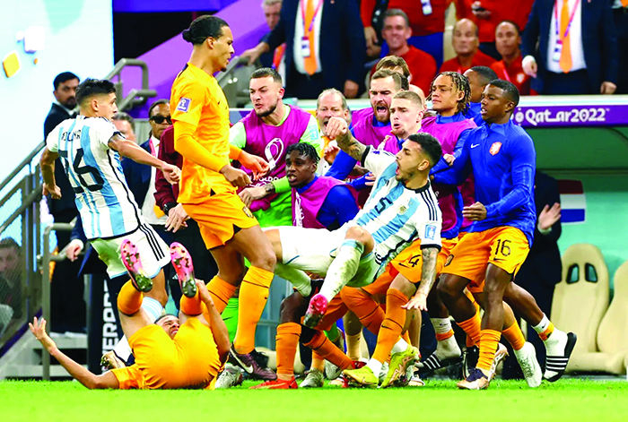 2022-12-09t205350z-1802612068-up1eic91m1oo3-rtrmadp-3-soccer-worldcup-nld-arg-report-1780864240.jpg