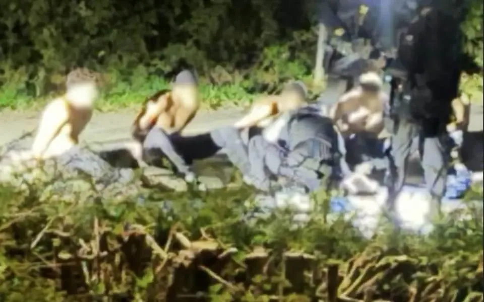 several-suspects-arrested-gunpoint-explosives-142753651-1a8b95-39292-1790581322.webp